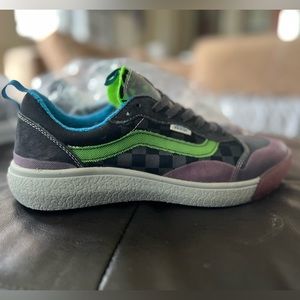 Sample new men’s VANS Ultrarange 2.0 Lofi LX Asphalt Transparent Mens Sz 9 W10.5